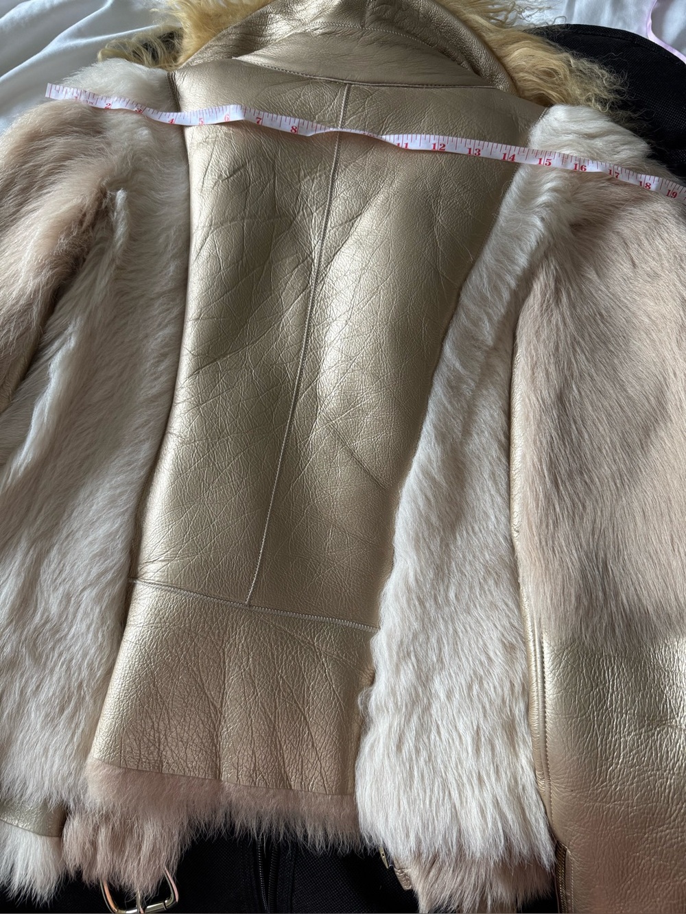 Exclusive Design Winter Jacket. Real leather, real fur. Size Small. New. - Picture 13 of 16
